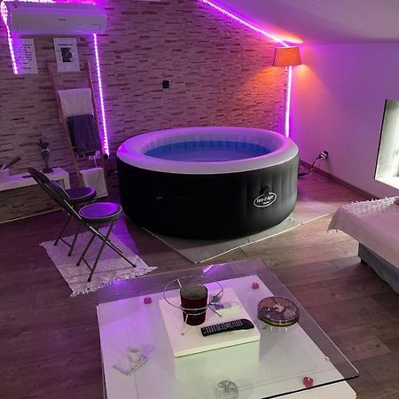 Love'Room تْريبْ المظهر الخارجي الصورة