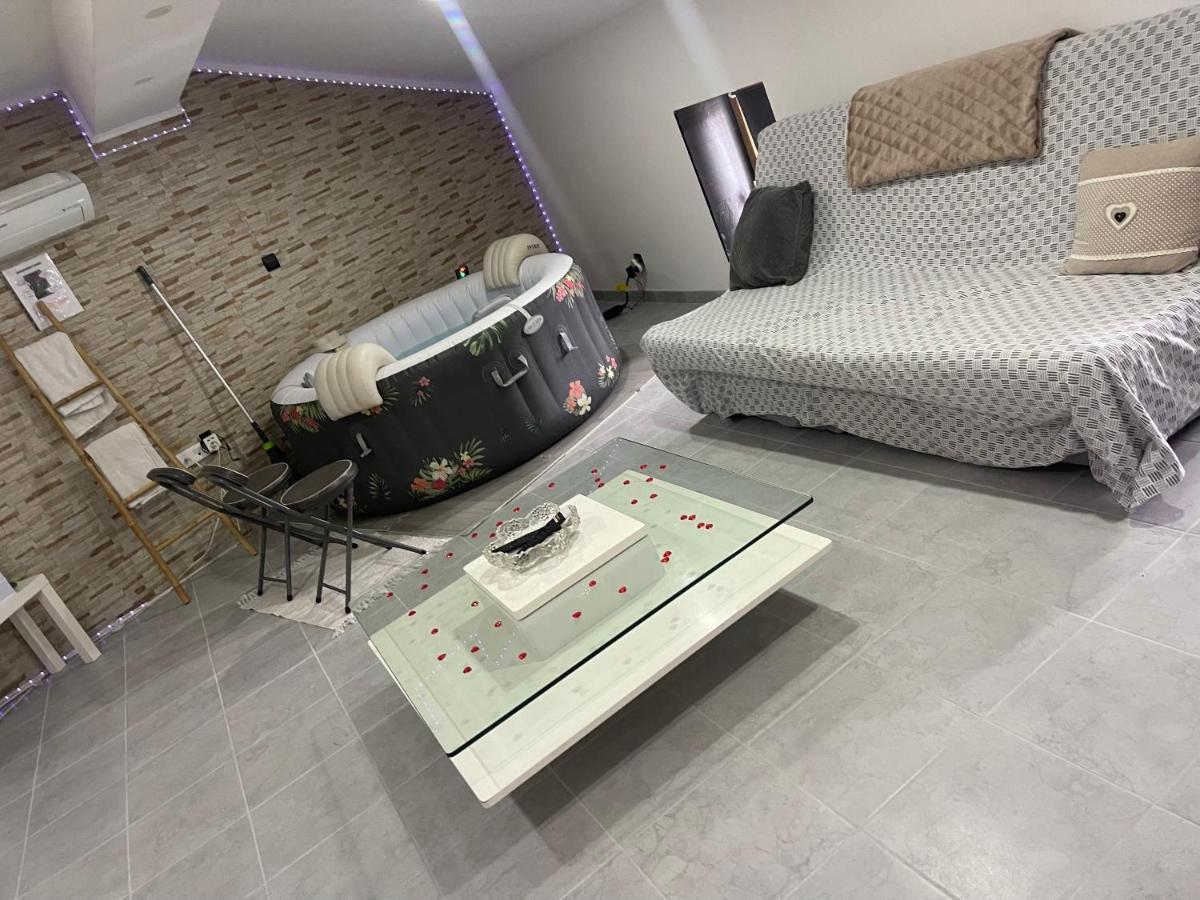 Love'Room تْريبْ المظهر الخارجي الصورة